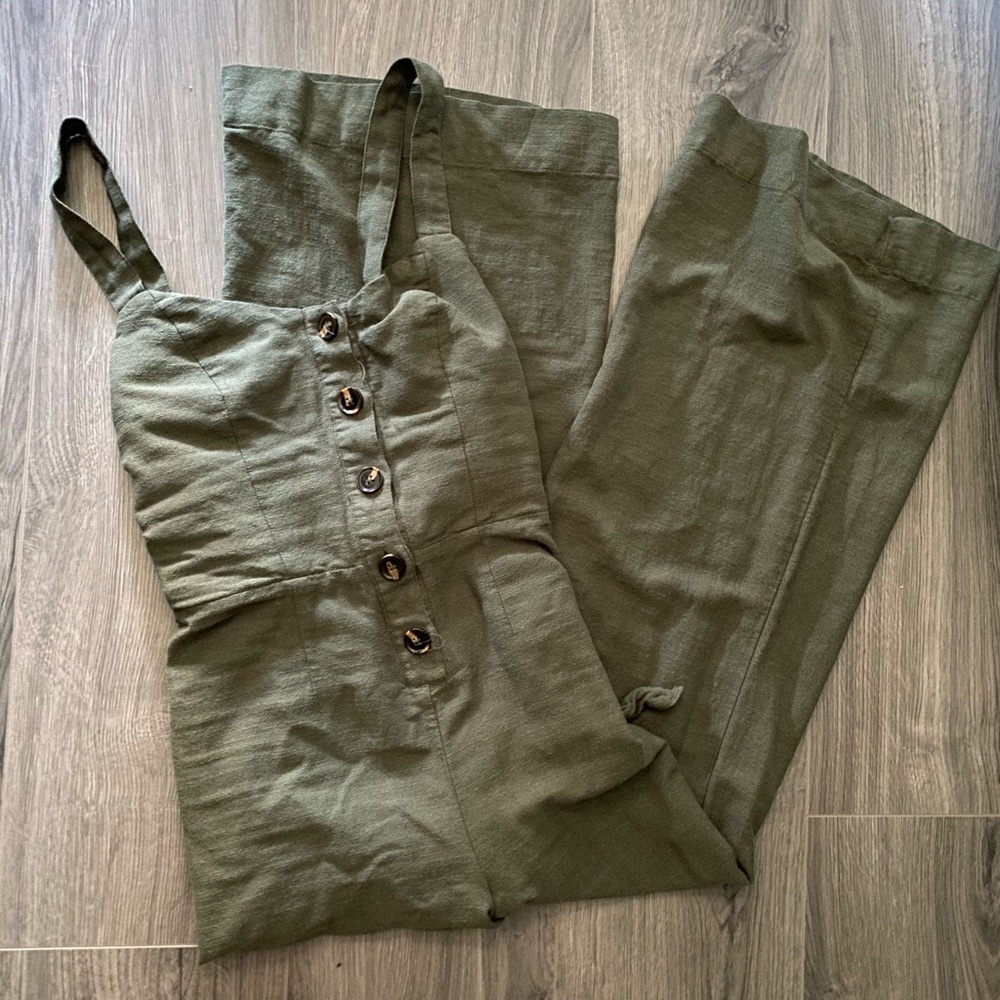jumpsuit